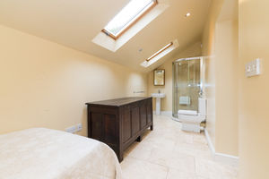 Annexe- click for photo gallery